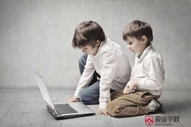 学生互联网使用时间增长，不利于学习效率的提高